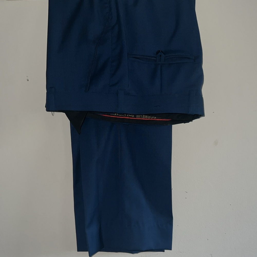 Dormeuil Suits - Picture 10 of 13